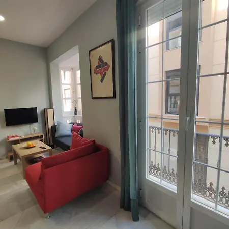 Elegancia Y Confort En El Corazon De Apartament